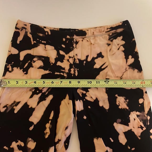 Bleached Reverse Tie Dye Biker Shorts - Picture 8 of 9